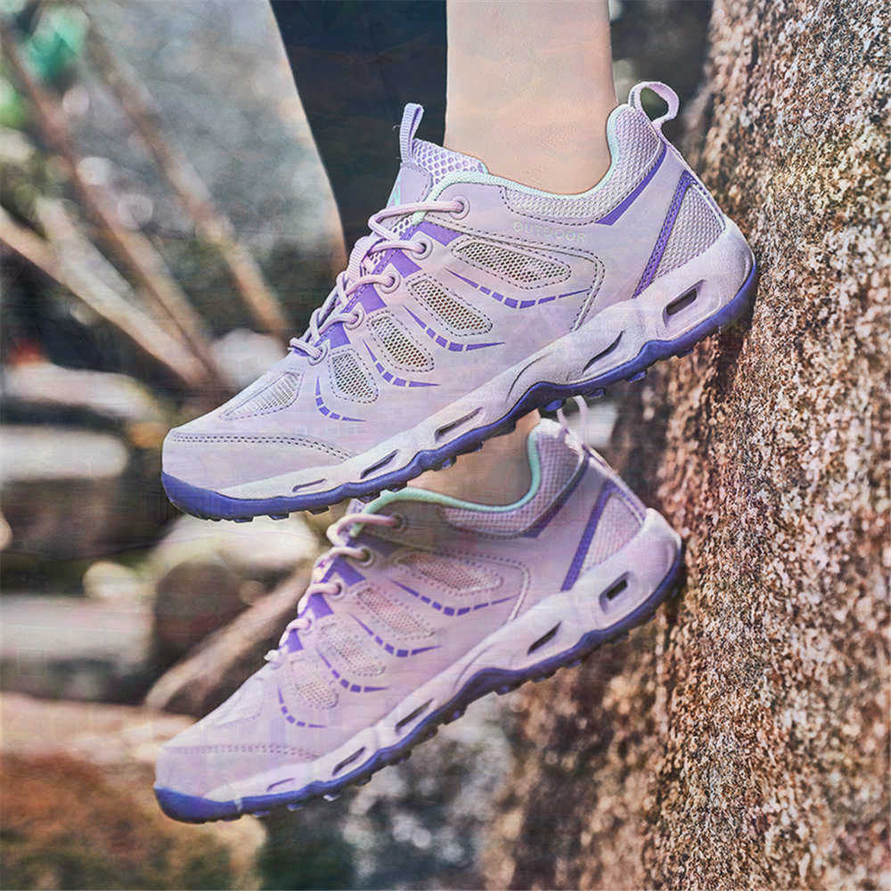 Sumer Round Tip Silver Sneaker - Most Collectible Vintage Items 评论和价格