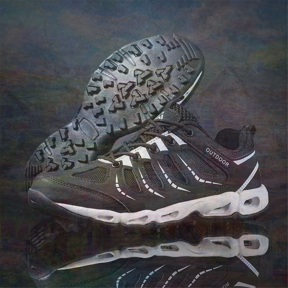 Sumer Round Tip Silver Sneaker - Most Collectible Vintage Items 评论和价格