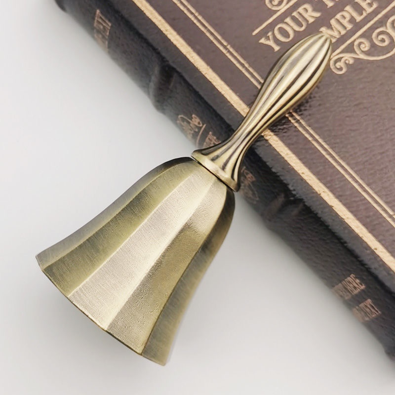 New Vintage Brass Bell Hand Di - Vintage Collectible Dishes 评论和价格